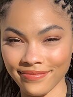 Photo of Bella Murphy, Roommates actor