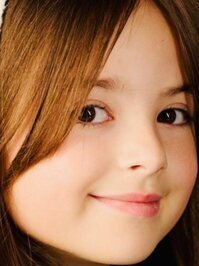  Aria Burton