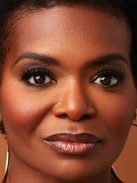  LaChanze