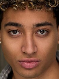  Orlando Lucas