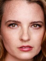 Photo of Courtney Napper, Nika & Madison actor