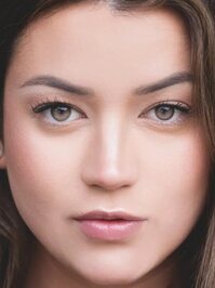  Júlia Creus