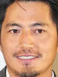  Genden Phuntsok
