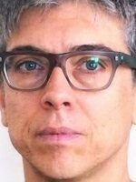 Julio D. Wallovits