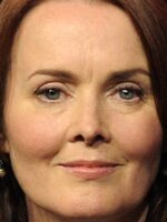 Laura Innes