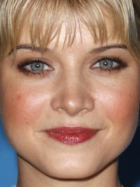  Sarah Jones
