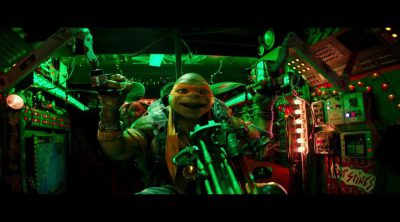 'Teenage Mutant Ninja Turtles: Out of the Shadows'. Clip: "Manhole Covers and Nunchucks"