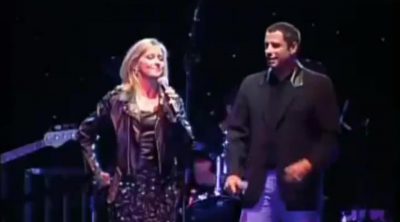John Travolta and Olivia Newton John sing together again