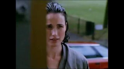 'Four Weddings and a Funeral', rain scene