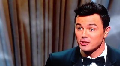 'We saw your boobs' - Seth MacFarlene (Oscars 2013)
