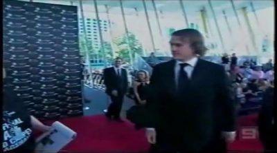 Heath Ledger´s kiss to Magda Szubanski